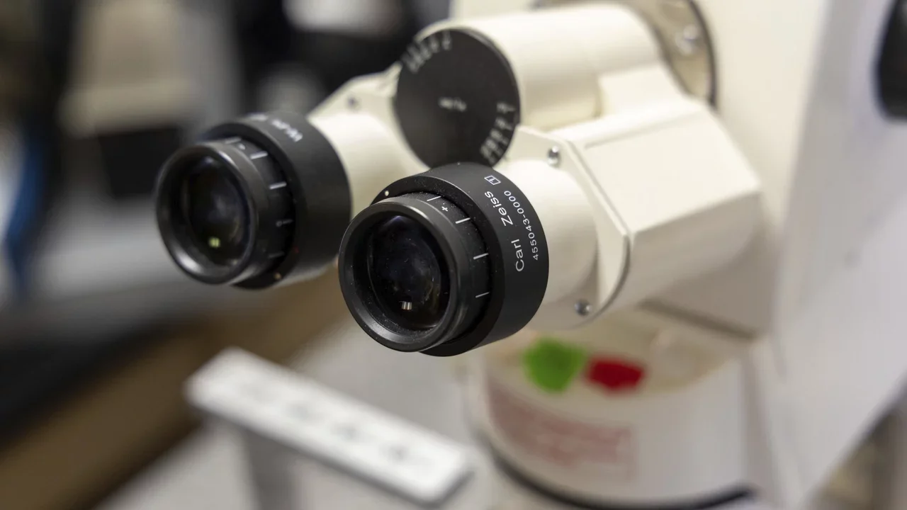 Close up of a microscope eyepieces 