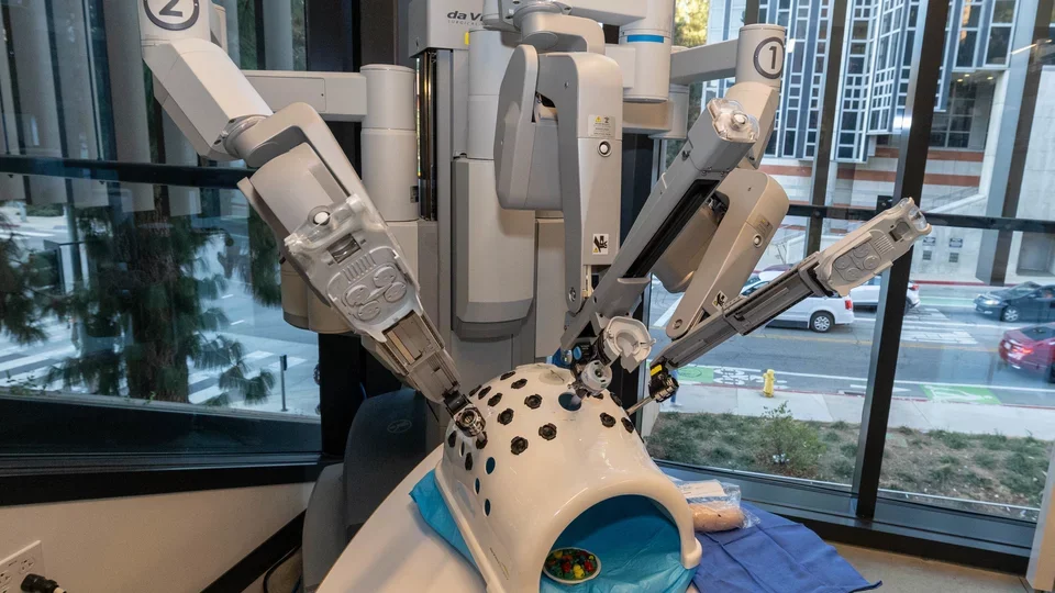 The robotic surgery simulator is one of the cutting-edge tools in the new Rosenfeld Hall