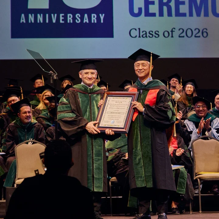 Ka-Kit Hui, MD, receiving the Sherman M. Mellinkoff Faculty Award
