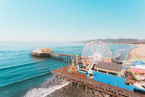 5 Must-See Los Angeles Piers