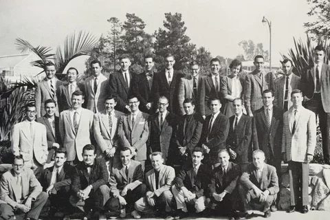 Group photo of medical students from the Class of 1961