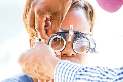 Optometrist vs. Ophthalmologist - What's the Difference?