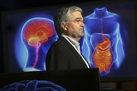 Symptoms of IBS in Women Vs. Men: Dr. Emeran Mayer