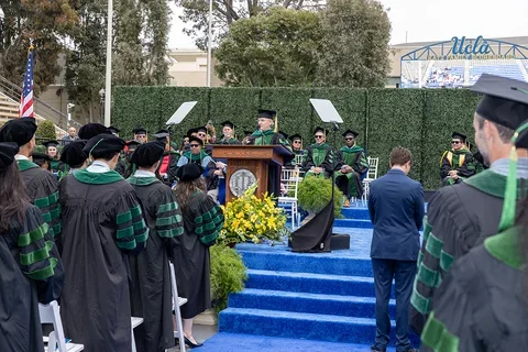 Dean Dubinett speaks to the 2024 graduates of the David Geffen School of Medicine at UCLA
