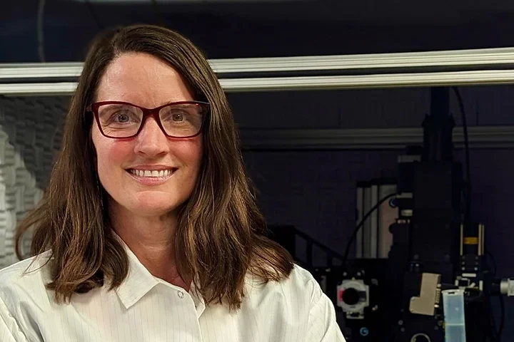 Dr. Anne Churchland in lab