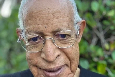 photo of Dr. Benjamin F. Cowan UCLA Med '75