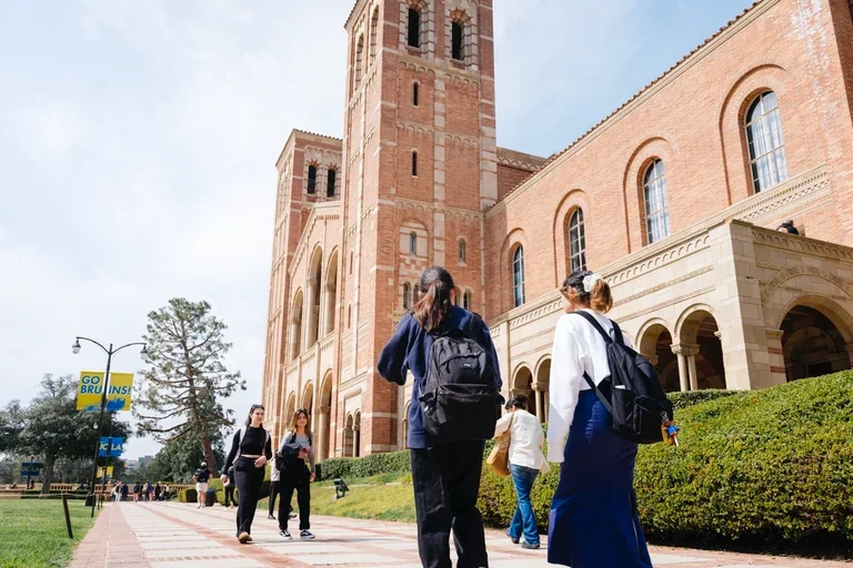 Students walking by Royce Hall