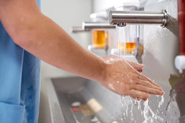 Student Medical School Stories Scrub In Washing Hands Before Surgery