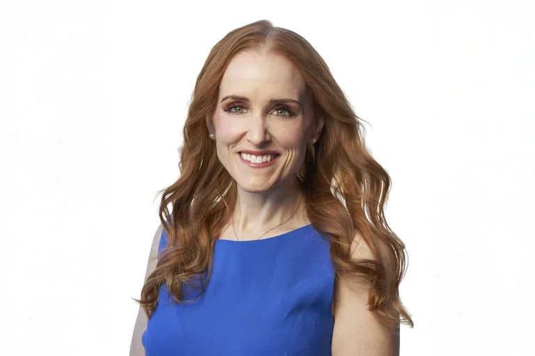 Christine Lovly Headshot