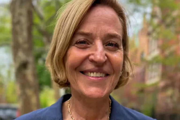 Former DGSOM Dean, Kelsey Martin