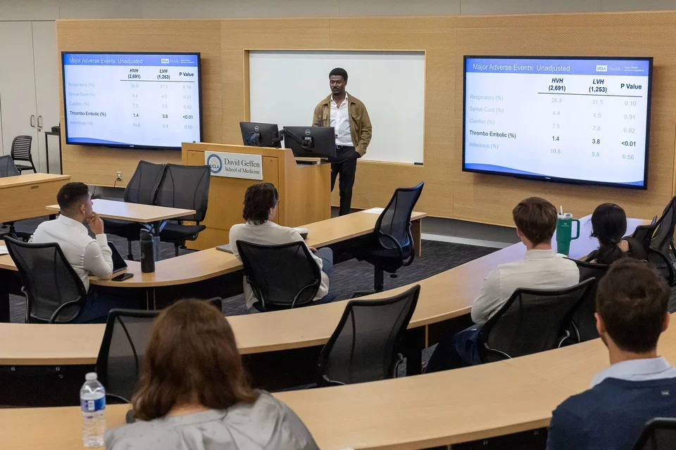 Medical School Scholarships Discovery Presentations