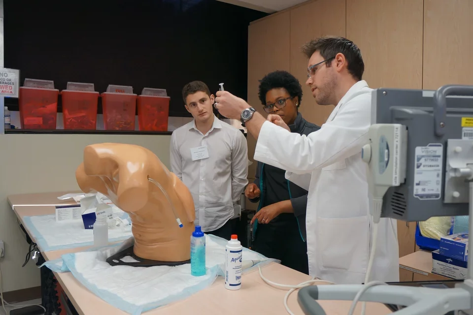 Members of the POCUS community collaborating