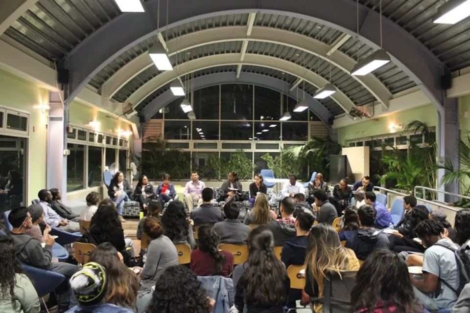 DGSOM residents at an EDI roundtable