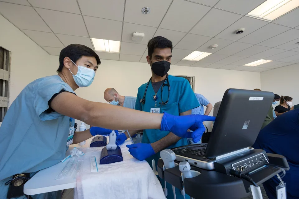 Simulation Instructor with Medical Student