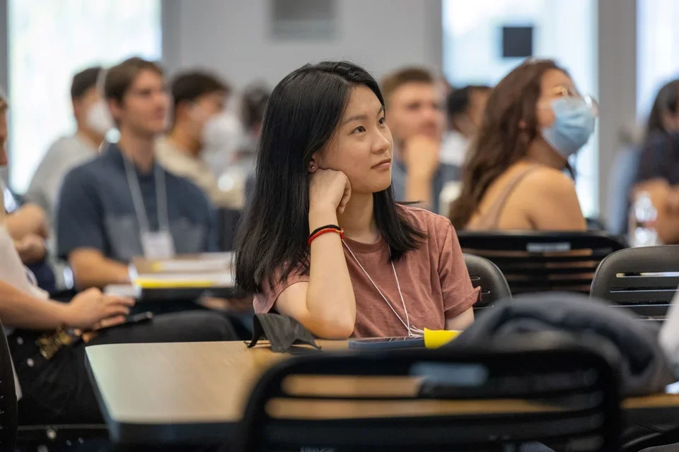 UCLA bioscience graduate students during program orientation