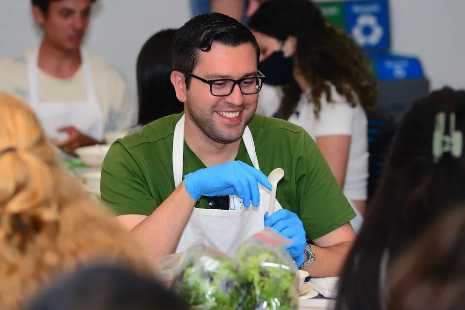 What is a nutritionist? Medical student wellness workshop