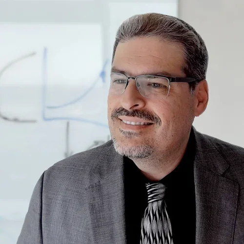 Headshot of Tamir Gonen