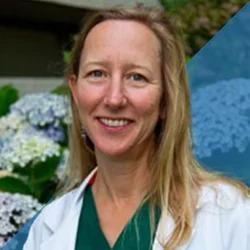 head shot of Rochelle Dicker