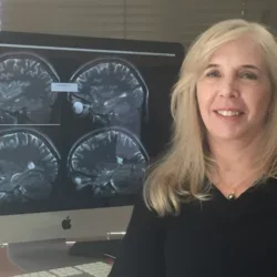 What is a neuropsychologist