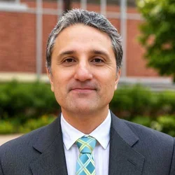 Arturo Góngora headshot