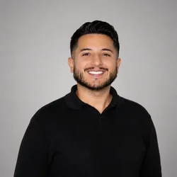 Alex Casillas Headshot