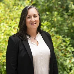 Andrea Jastrzab Headshot