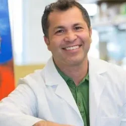 hector aguilar carreno headshot