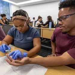 Triniti Gistand was among the new UCLA medical students who learned about vital signs, cardiac arrest and emergency medical services from the UCLA Center for Prehospital Care.