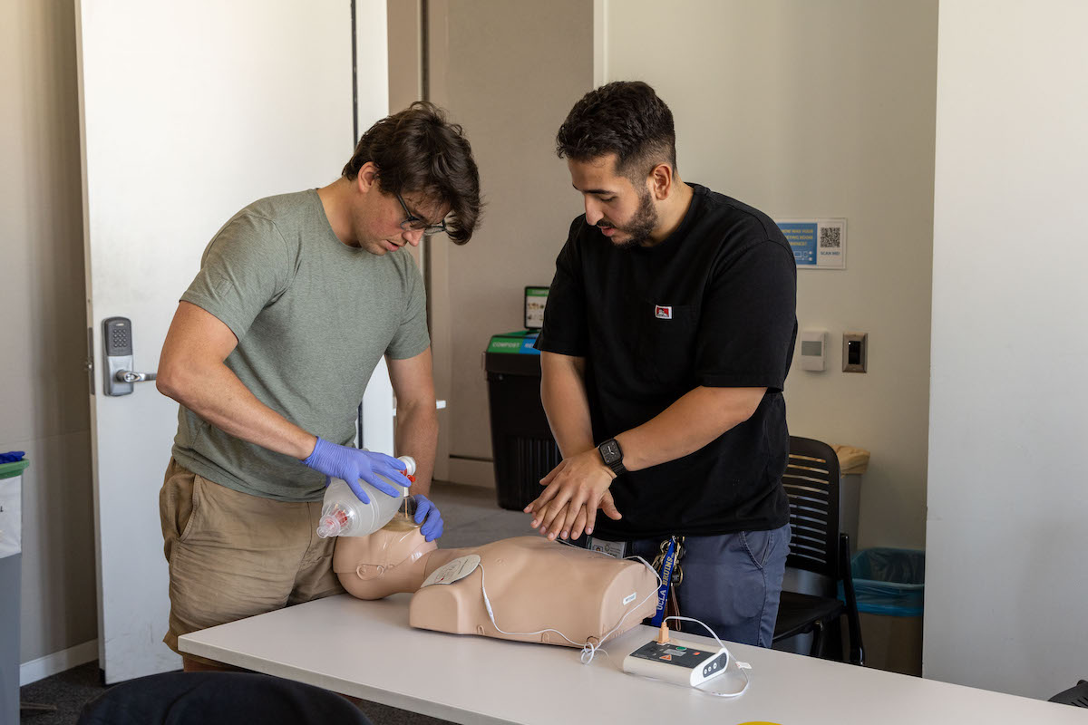 Becoming a Doctor: Gustavo Castellanos and a classmate during pre-Hospital day