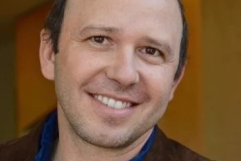 Dr. Vladimir G. Manuel