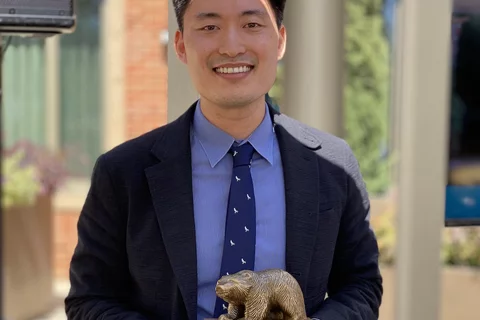 UCLA anesthesiologist Dr. Jason Lee, pictured with his teacher of the year award