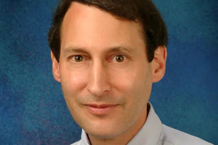 UCLA Medical School Dementia Expert Dr. Daniel Silverman Profile Pic