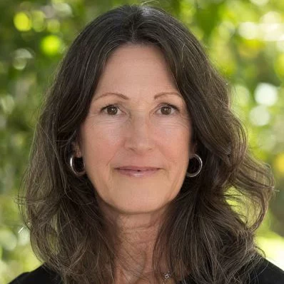 A photograph headshot of UCLA GME Director Lisa Payne