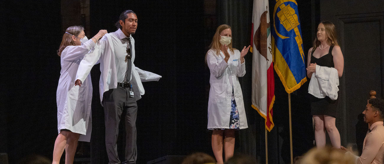 Becoming a doctor story: Faustino Gonzalez Barrales during his White Coat Ceremony